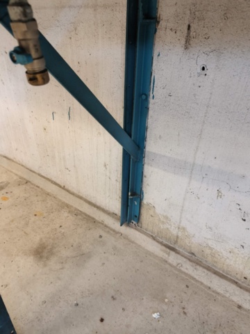 1331030-7 Oil bar and spill tray