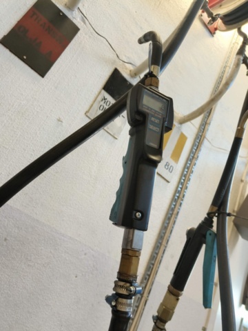 1331030-10 Oil bar and spill tray