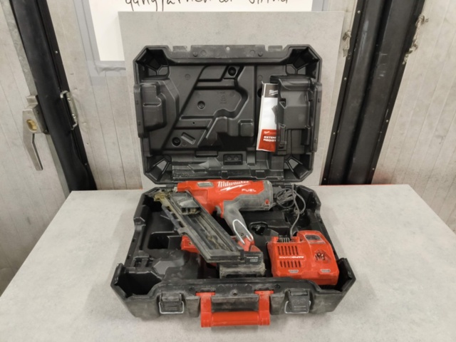 1331034-1 Nail gun Milwaukee M18 FFN