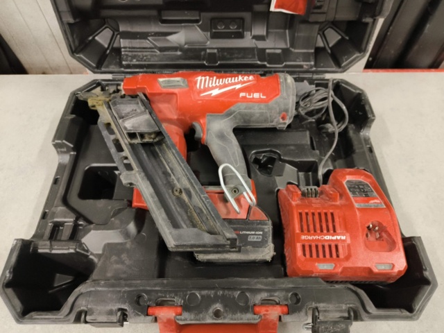 1331034-2 Nail gun Milwaukee M18 FFN
