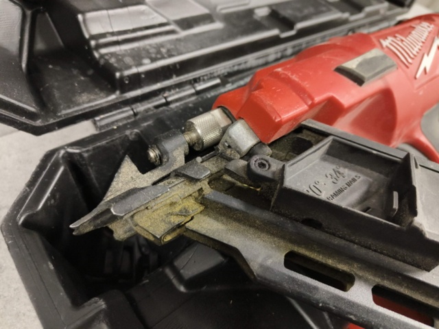 1331034-4 Nail gun Milwaukee M18 FFN