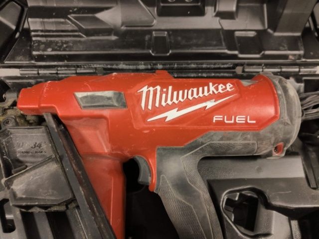 1331034-5 Nail gun Milwaukee M18 FFN