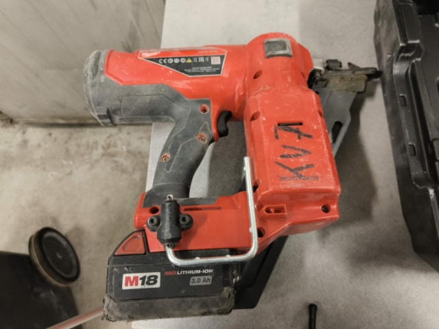 1331034-10 Nail gun Milwaukee M18 FFN