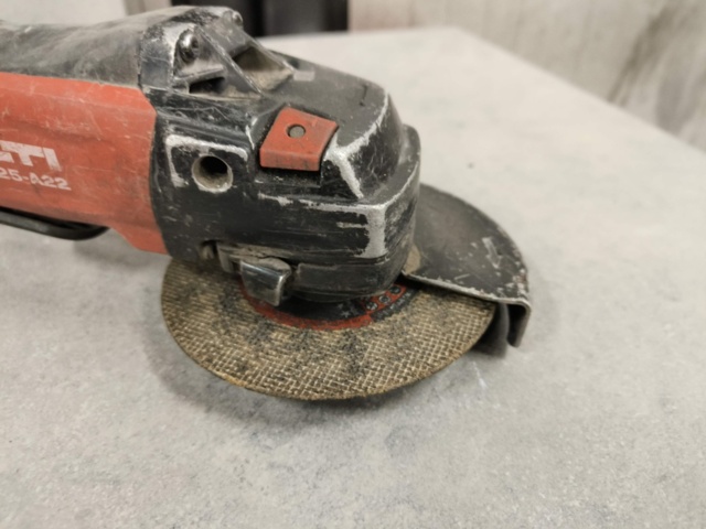 1331040-5 Angle grinder Hilti AG 125-A22
