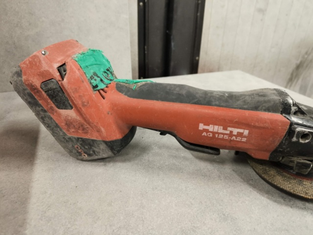 1331040-6 Angle grinder Hilti AG 125-A22