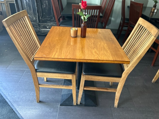 1315861-1 5 tables and 11 chairs