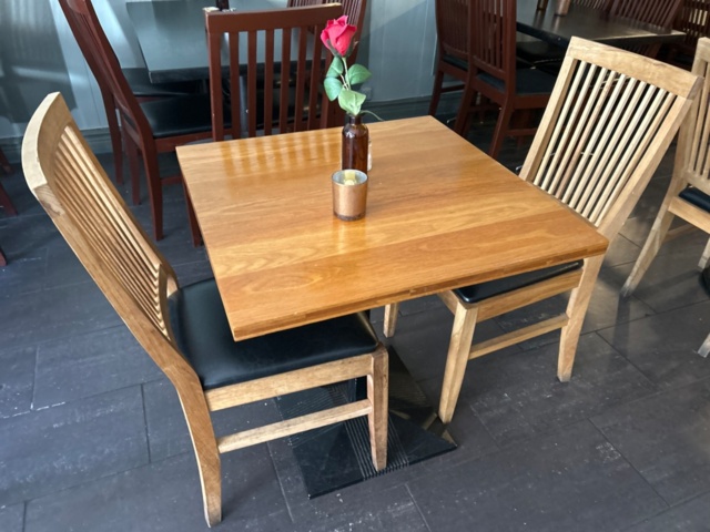 1315861-4 5 tables and 11 chairs