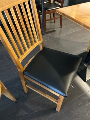 1315861-8 5 tables and 11 chairs