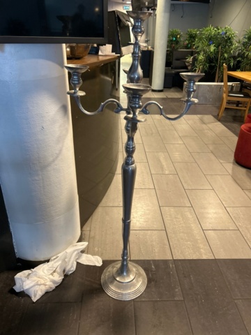 1315863-5 2 monitors and 5-armed candlestick