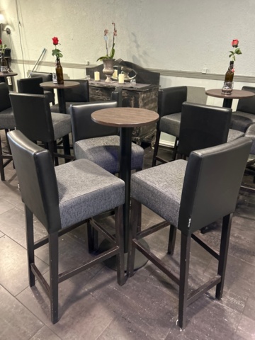 1315865-3 Bar table and bar stools brand Sitz design