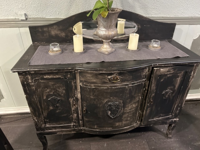 1315866-3 Wooden cabinets 4 pcs with contents and older wooden chest