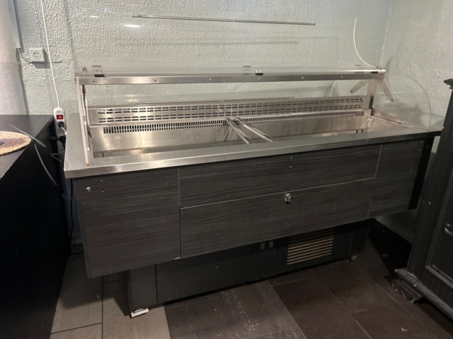 1315867-1 Refrigerated buffet 175 x 88cm, height 90cm