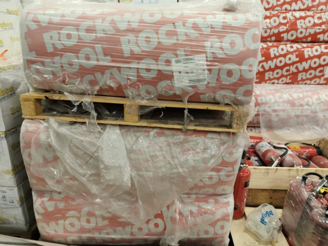 1331070-4 Section with steel stud plate 95