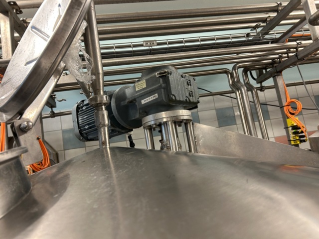 1290006-15 Mejeritank dubbelmantlad 1000L med omrörare. - LTA