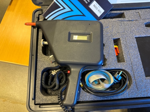 1344753-3 Electrostatic discharge system (ESD gun), ESD tester Schaffner NSG 433