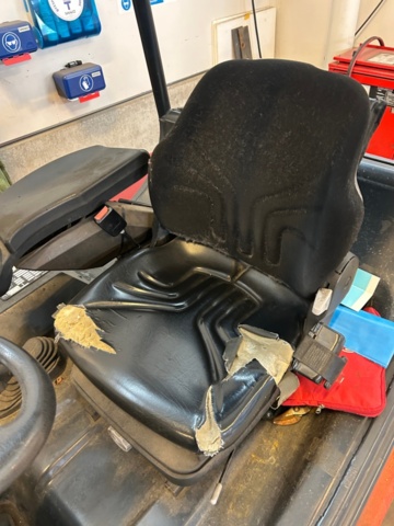 1316736-10 Linde E30/02 forklift