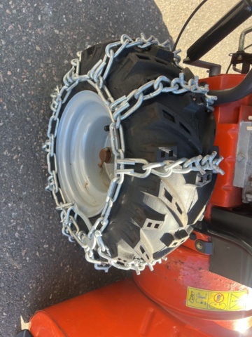 1333930-10 Snowblower Husqvarna ST 276EP