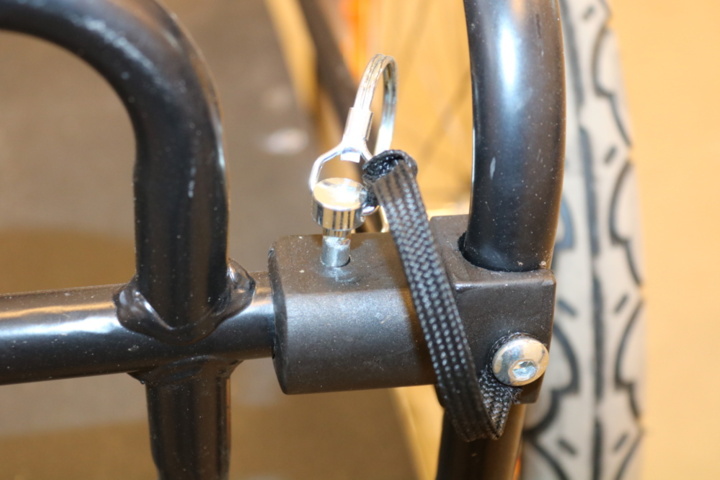 1300542-5 Bicycle trailer