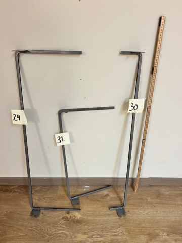 1345114-18 Shop fittings