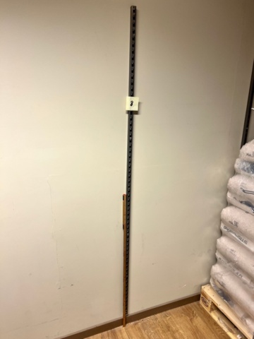 1345114-8 Shop fittings