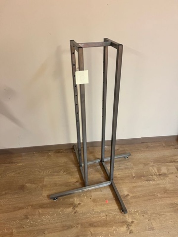 1345114-19 Shop fittings