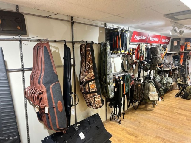 1345114-32 Shop fittings