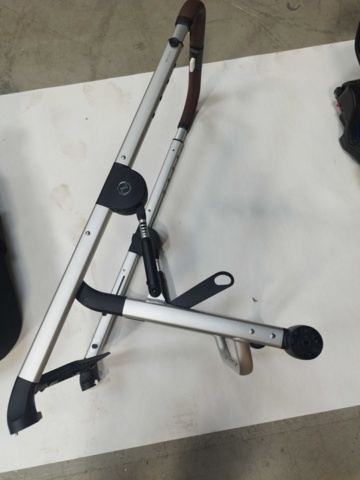 1343280-3 Stroller chassis - aluminum frame, plastic parts, black handle cover