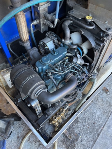 1345258-6 Aquilatek high-pressure washer hot water 300 bar 18 liters/min