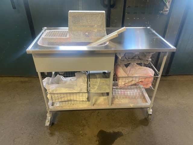 1345263-1 Environmental station/bench