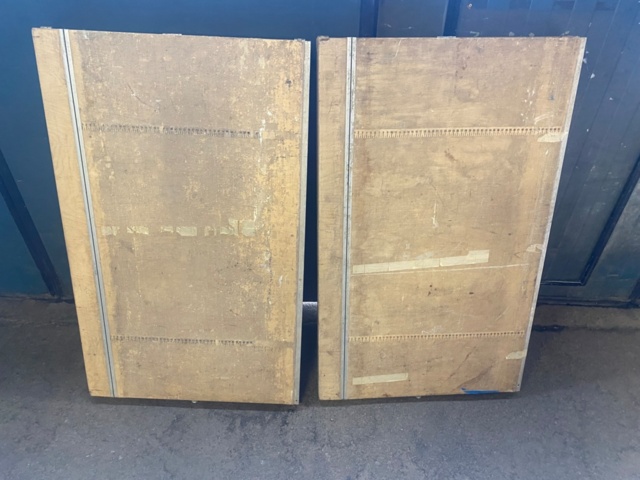 1345264-1 Upholsterer's table 2pcs