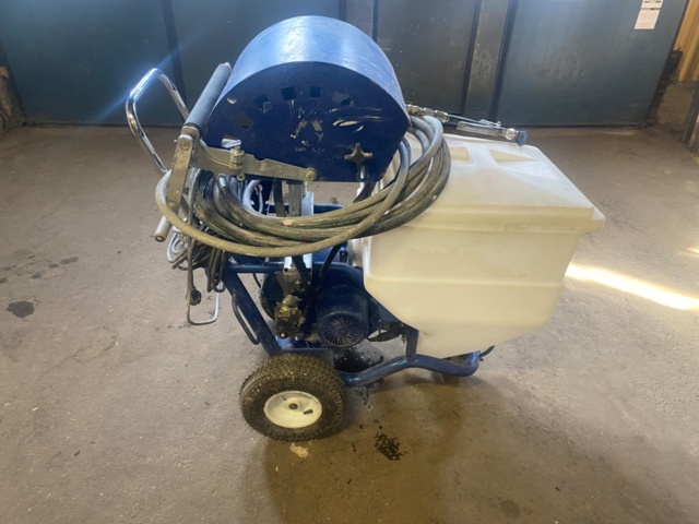 1345274-2 Spackelspruta Graco APX 8200