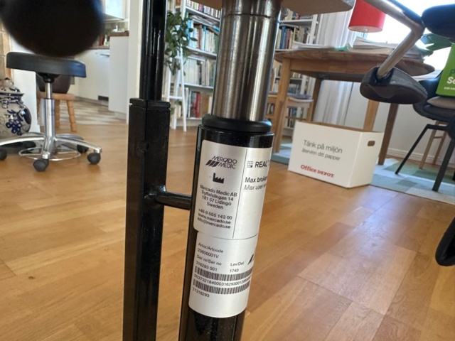 992374-3 Clinic chair Mercado Medic