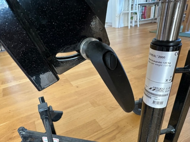 992374-4 Clinic chair Mercado Medic