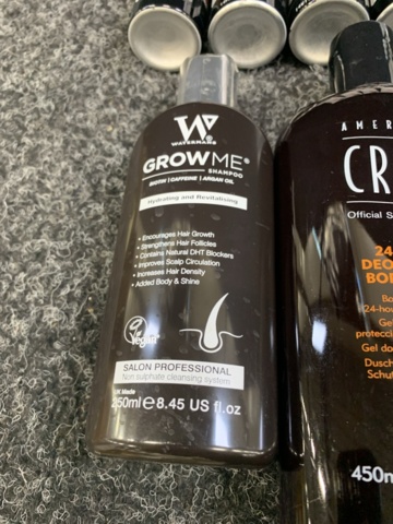 1345165-19 Assortment of hair care products etc.