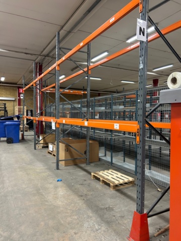 1345716-7 Pallet racking dismantled