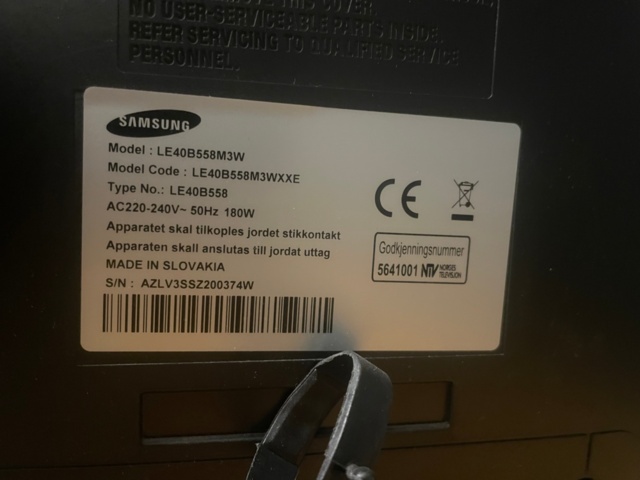 1315923-2 TV Samsung LE 406 40 inch with remote control