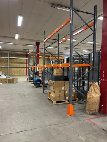1345716-2 Pallet racking dismantled