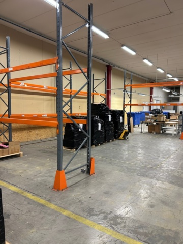 1345717-4 Pallet racking dismantled