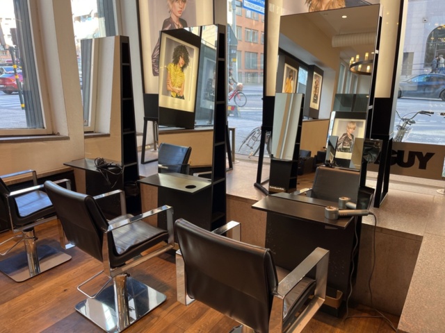 1303607-3 Hairdressing station x3 places