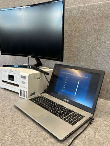 1339404-3 Laptop, printer and computer monitor