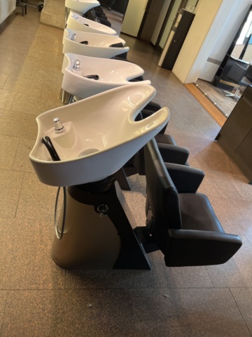 1303613-2 Shampooing station x4 places