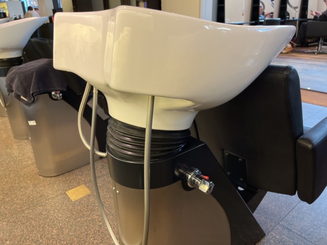 1303613-14 Shampooing station x4 places