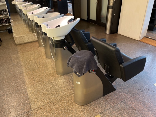 1303614-3 Shampooing station 3 places