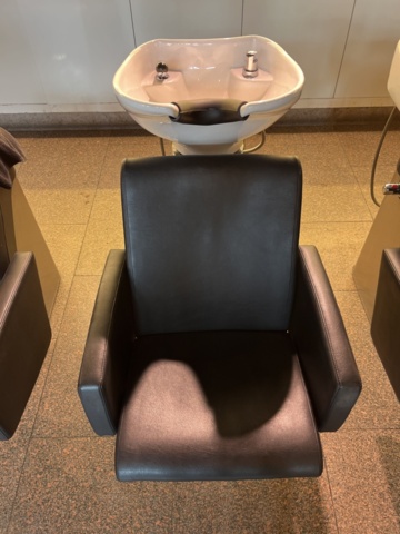 1303614-4 Shampooing station 3 places