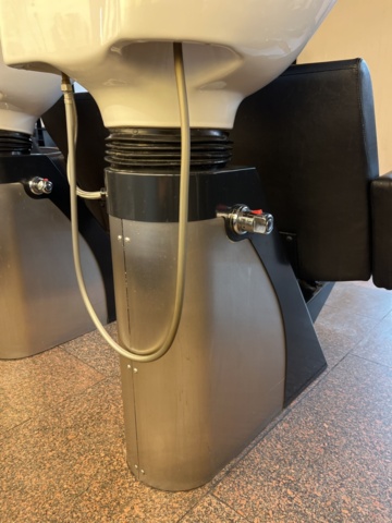 1303614-6 Shampooing station 3 places