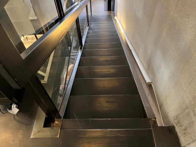 1303618-10 Hairdressing station 2 places