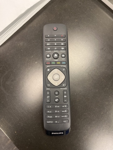 1303622-7 TV stand with smart TV Philips