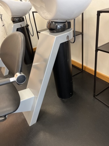 1303623-6 Shampooing station x2 places