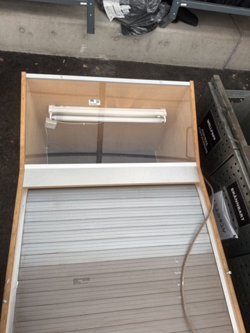 1321539-7 Lockable computer cabinet