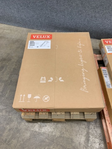 1345809-2 Skylight Velux GGU MK04 0068